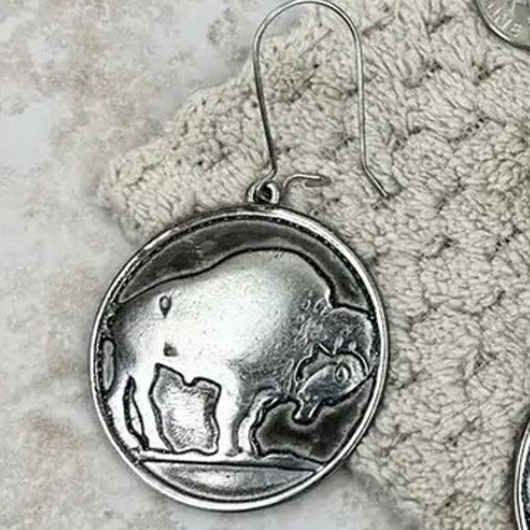 Silver Buffalo Western Concho Disc Medallion Dangle Earrings - Picture 2 of 2